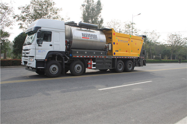 河南拋丸機,河南同步碎石封層車,河南無塵清掃機,河南拋丸機廠家|河南億龍機械設(shè)備有限公司 河南拋丸機,河南同步碎石封層車,河南無塵清掃機,河南拋丸機廠家|河南億龍機械設(shè)備有限公司